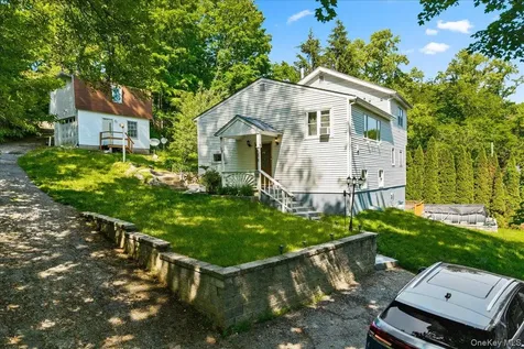 398 E Main Street Jefferson Valley NY 10535