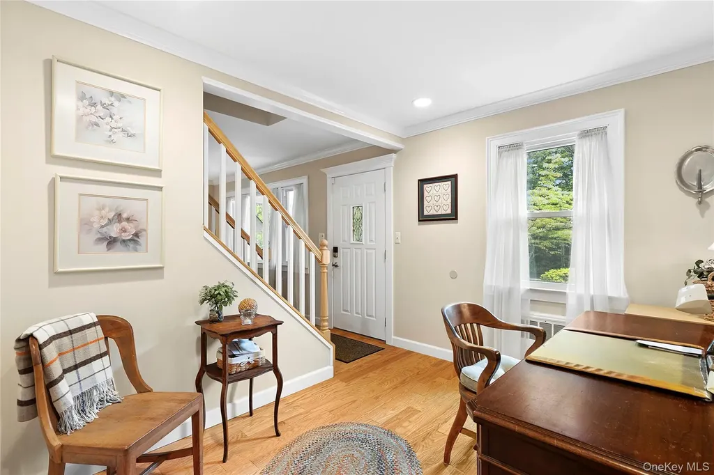 222 Half Hollow Road Deer Park NY 11729