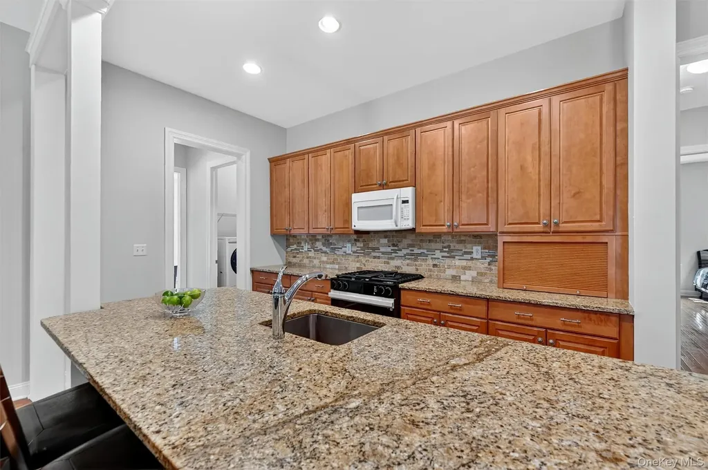 5 Mistucky Circle Warwick NY 10990