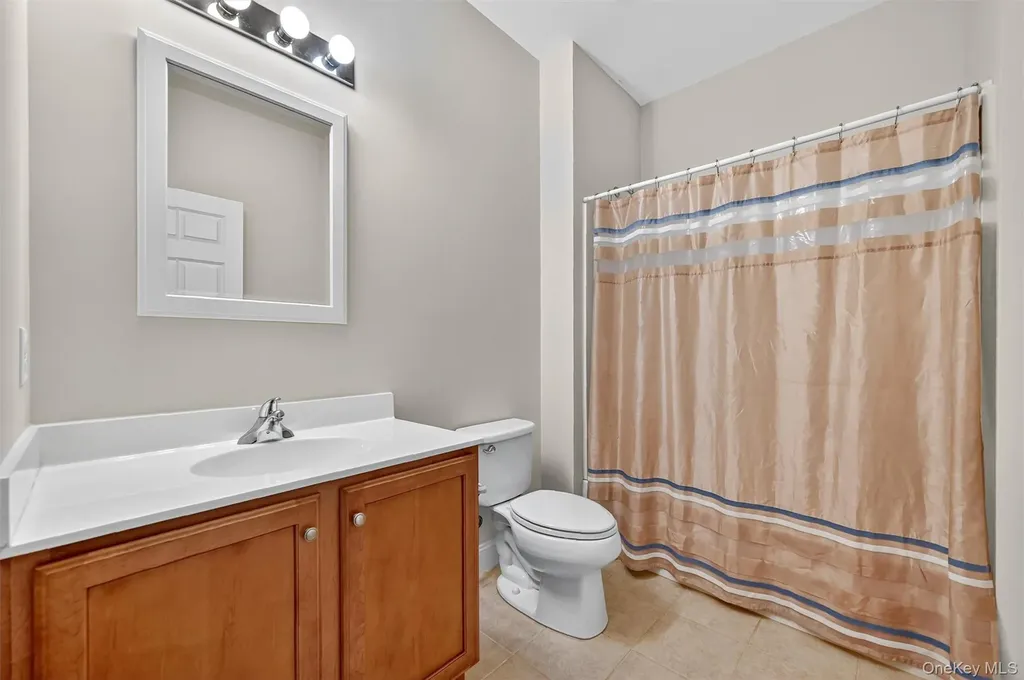 5 Mistucky Circle Warwick NY 10990