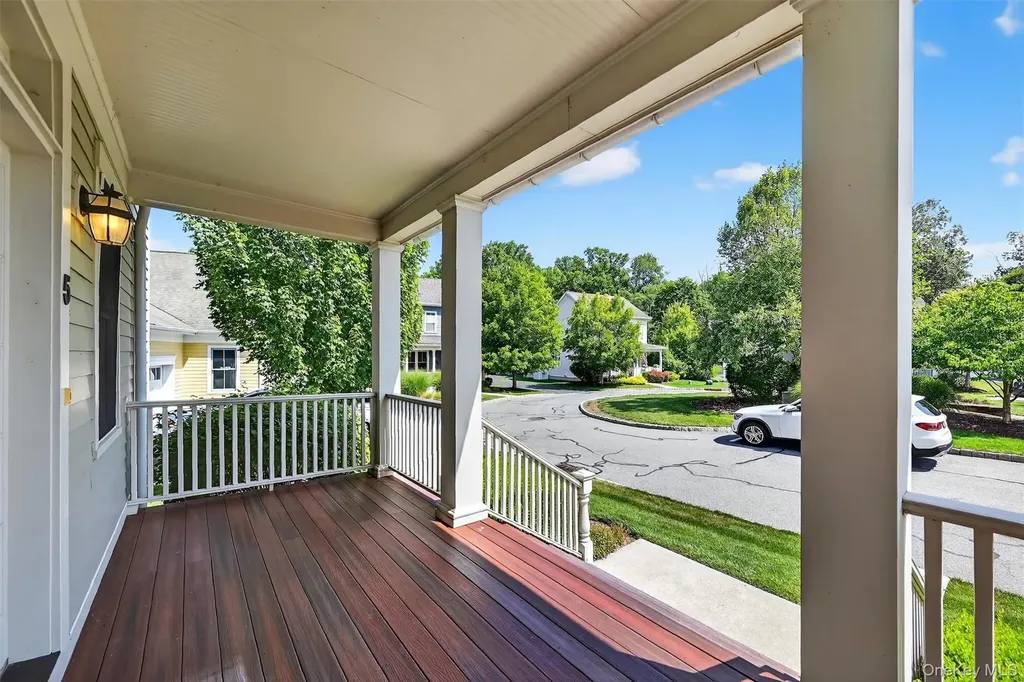 5 Mistucky Circle Warwick NY 10990