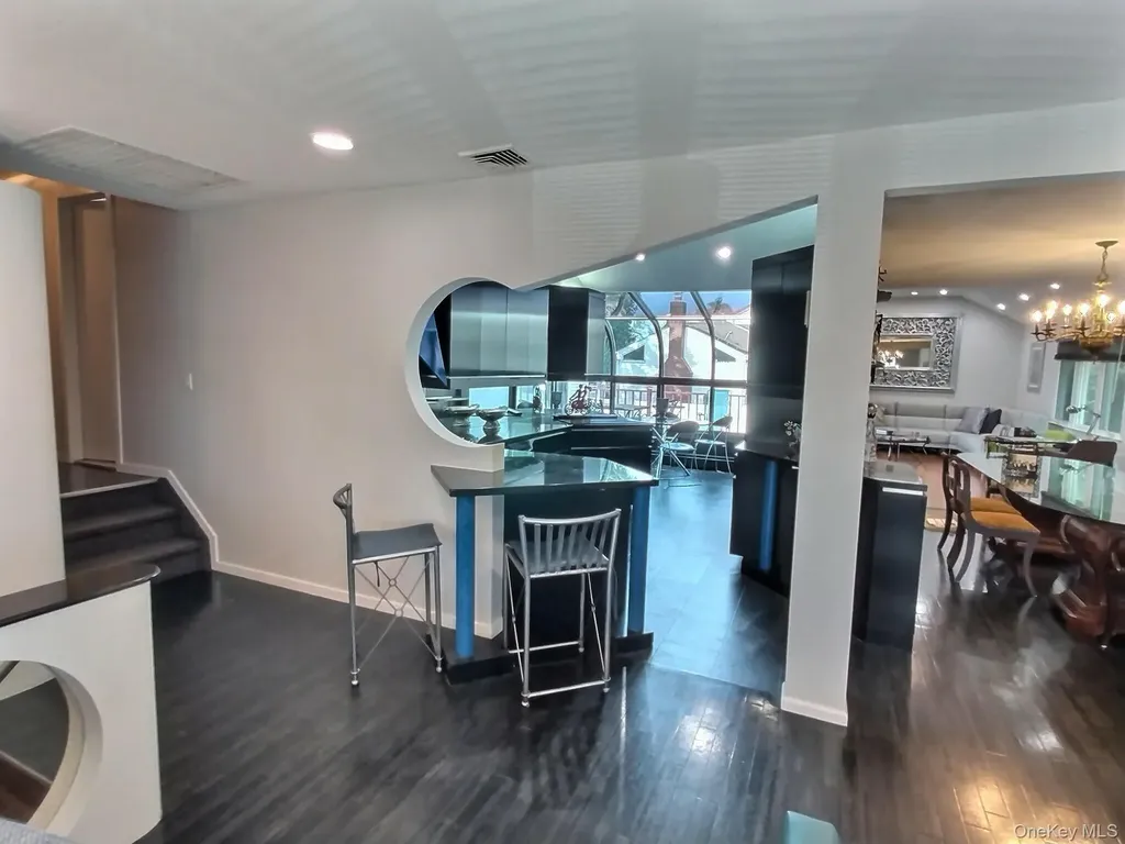 417 Bunker Drive Oceanside NY 11572