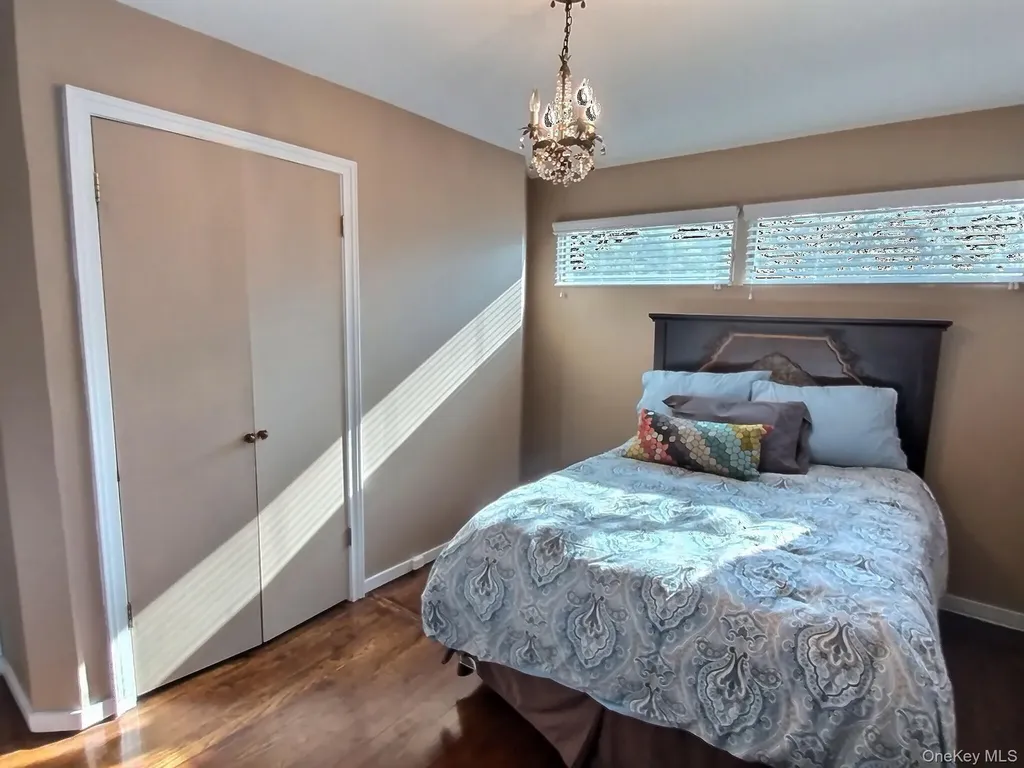 417 Bunker Drive Oceanside NY 11572