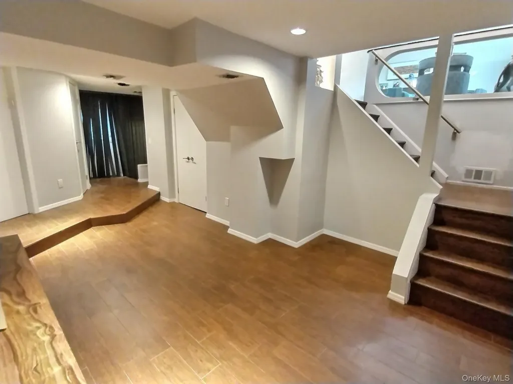 417 Bunker Drive Oceanside NY 11572