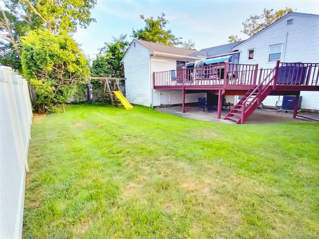 417 Bunker Drive Oceanside NY 11572