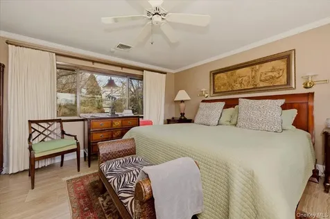 50 Cedar Lane Babylon NY 11702