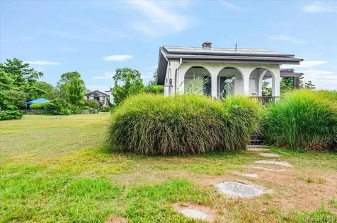 50 Cedar Lane Babylon NY 11702