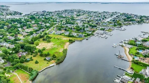 50 Cedar Lane Babylon NY 11702