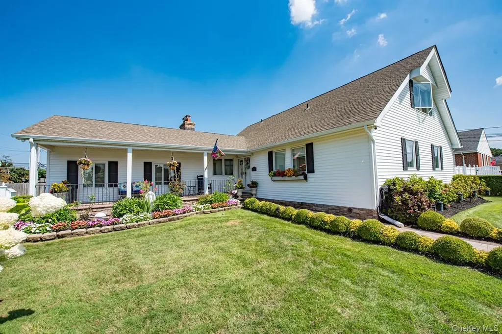 900 4th Street West Babylon NY 11704