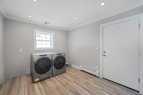10 Woodbine Street Coram NY 11727