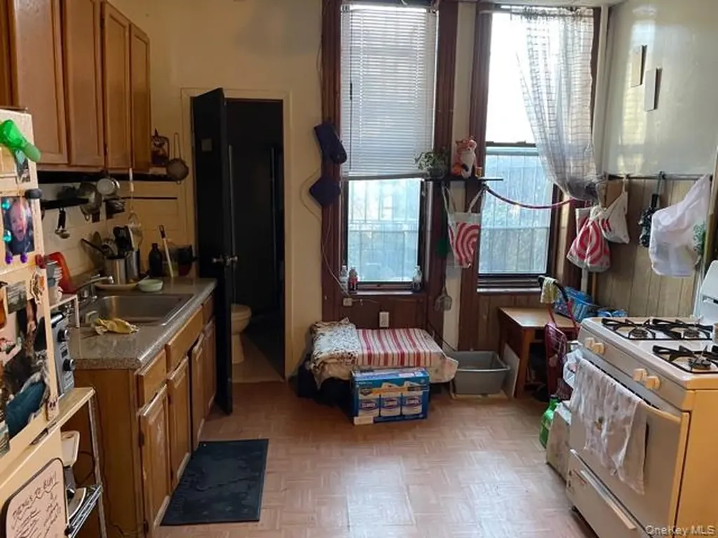 109 Saint Nicholas Avenue Brooklyn NY 11237