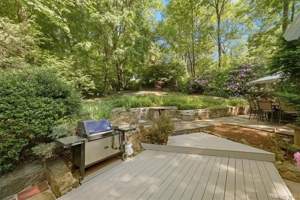 13 Split Rock Road Mahopac NY 10541