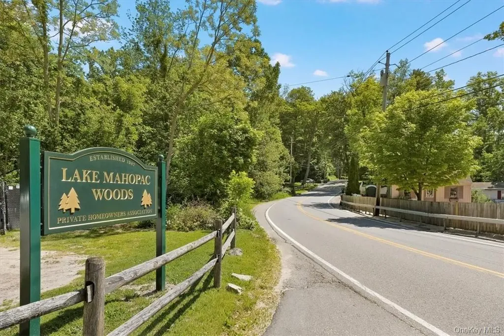 13 Split Rock Road Mahopac NY 10541