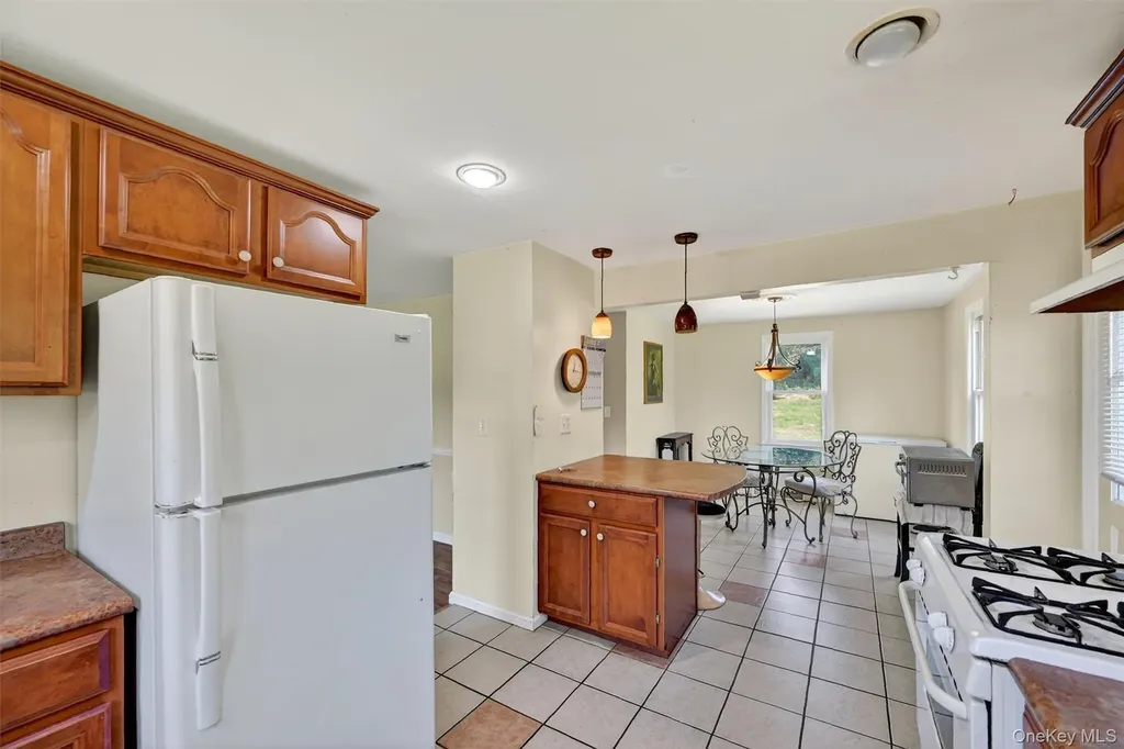 1538 Route 211 W Middletown NY 10940