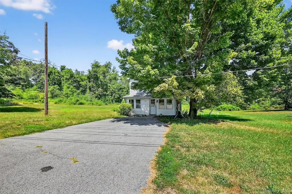 1538 Route 211 W Middletown NY 10940