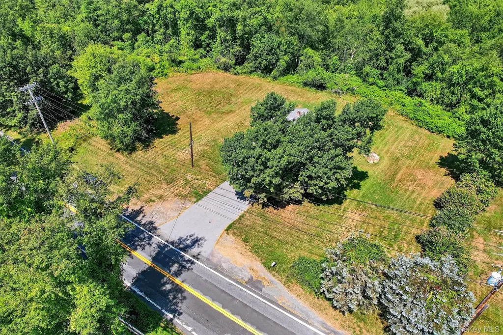 1538 Route 211 W Middletown NY 10940