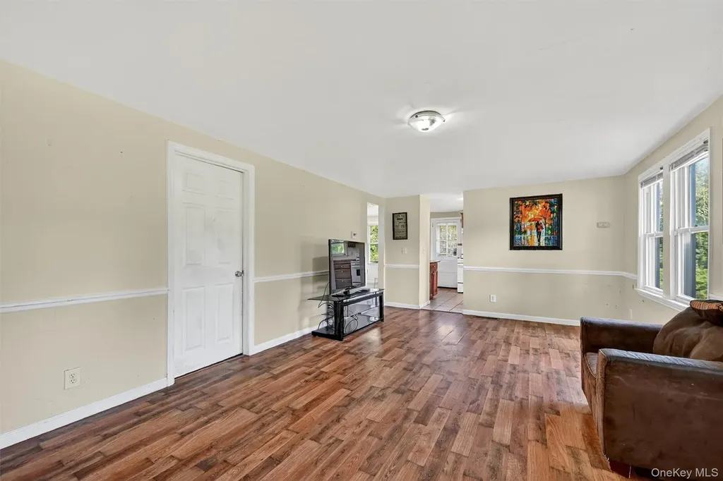 1538 Route 211 W Middletown NY 10940