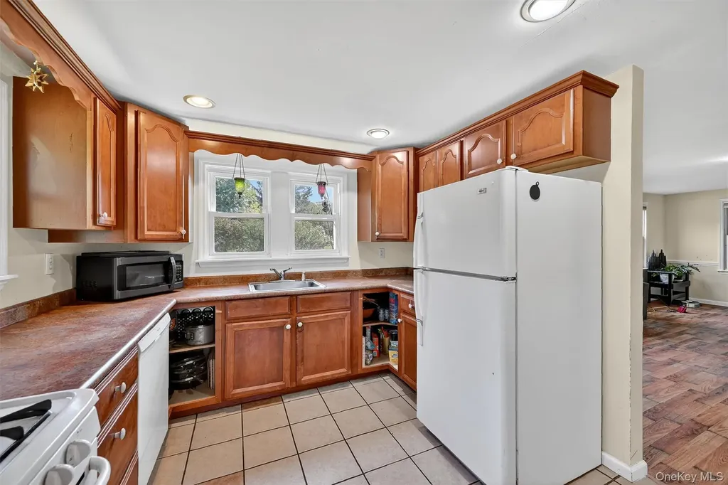 1538 Route 211 W Middletown NY 10940