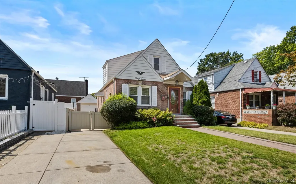 47 Alden Avenue Valley Stream NY 11580