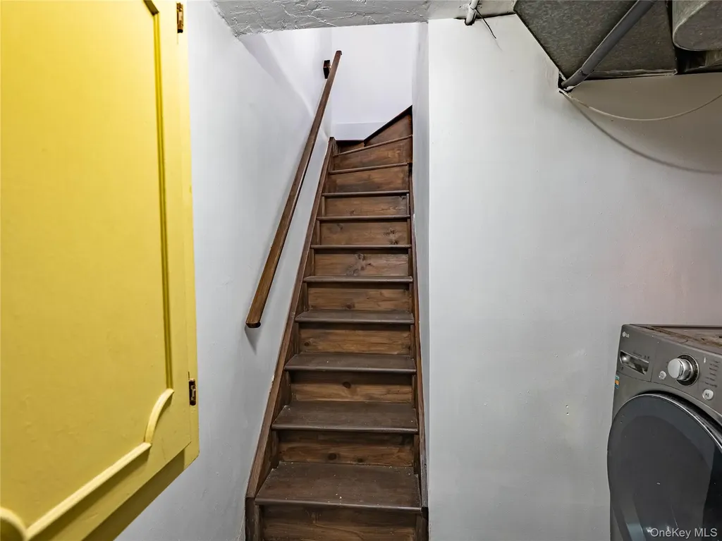 3841 Bailey Avenue Bronx NY 10463