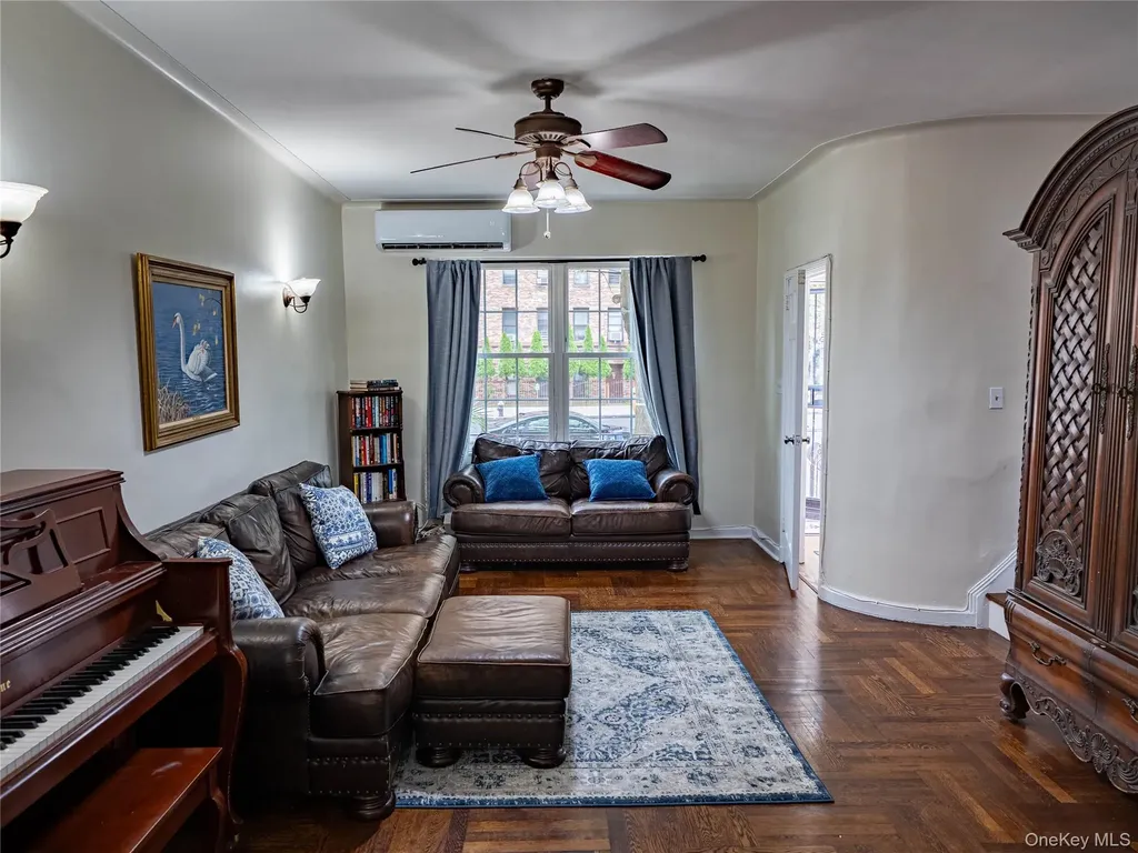 3841 Bailey Avenue Bronx NY 10463