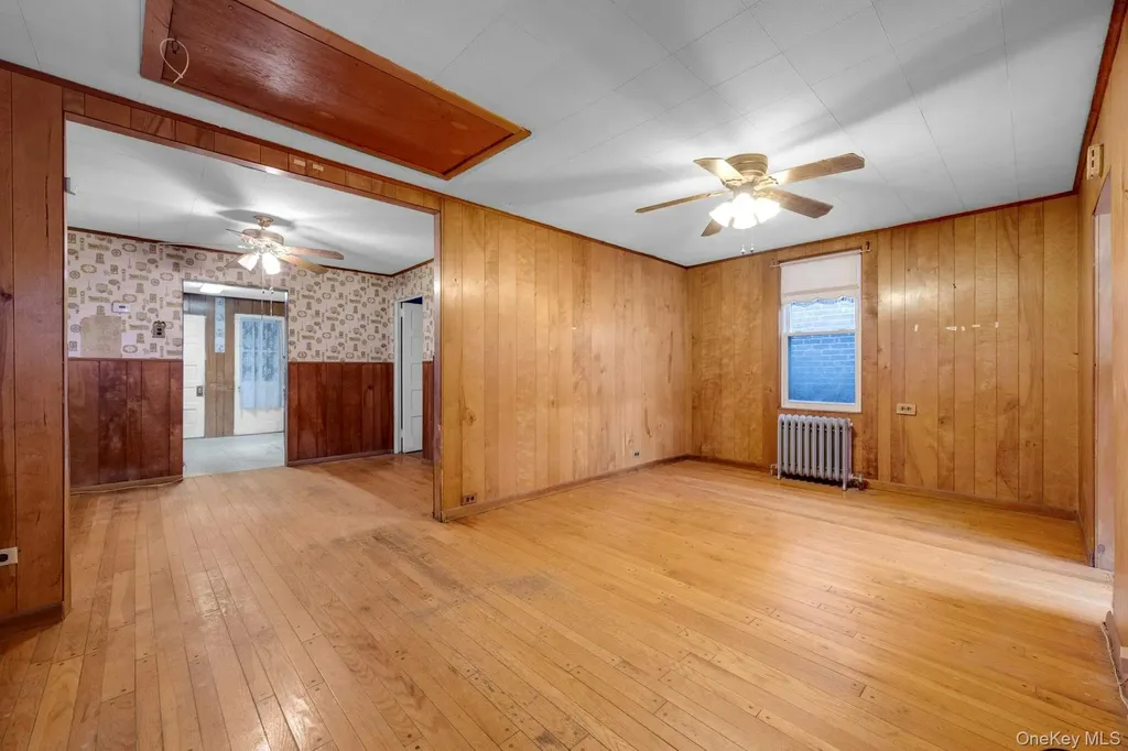 556 Ellsworth Avenue Bronx NY 10465