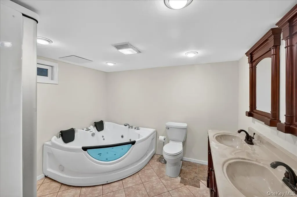 188 Donegan Avenue East Patchogue NY 11772