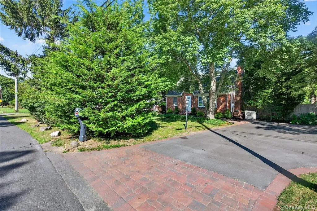 188 Donegan Avenue East Patchogue NY 11772
