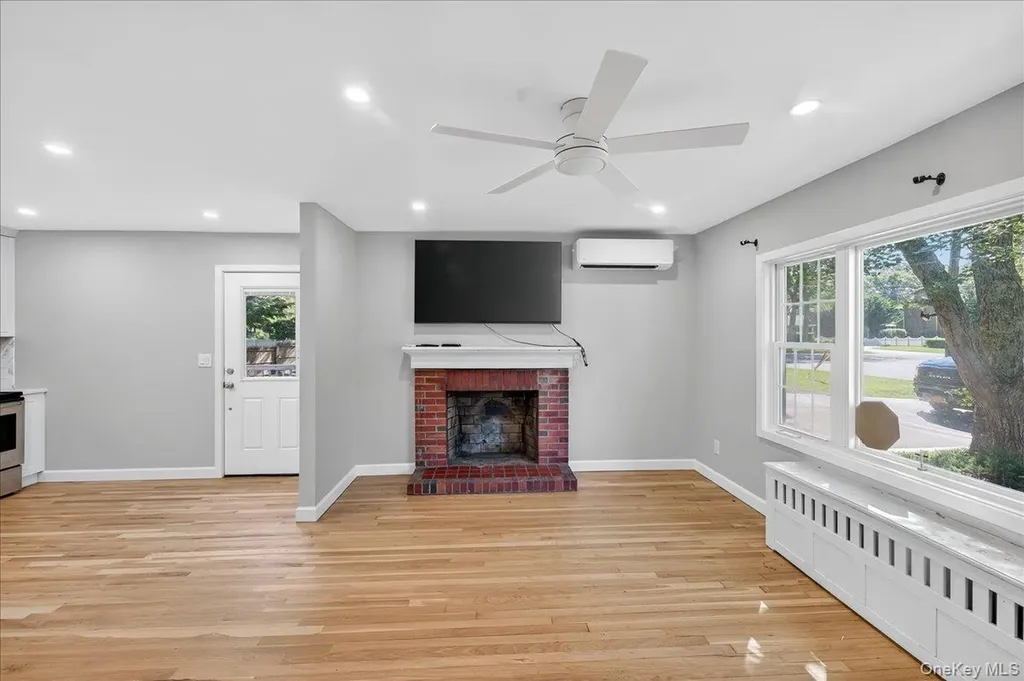 188 Donegan Avenue East Patchogue NY 11772