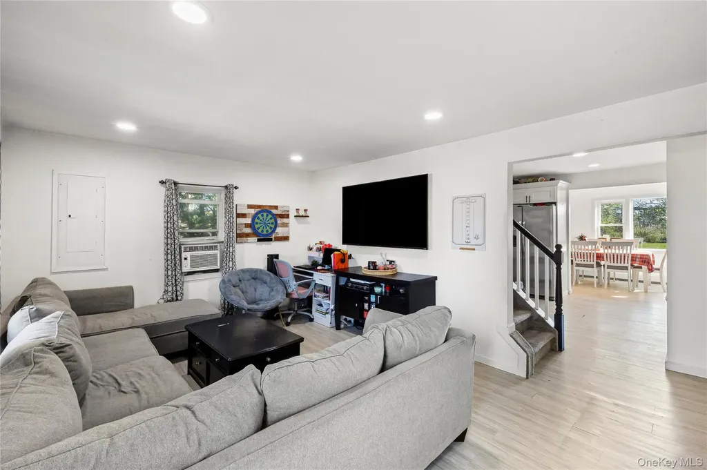8 Edgewater Drive Mastic Beach NY 11951