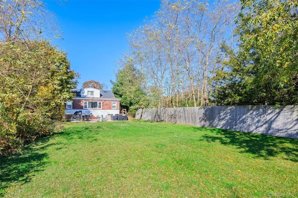 8 Edgewater Drive Mastic Beach NY 11951