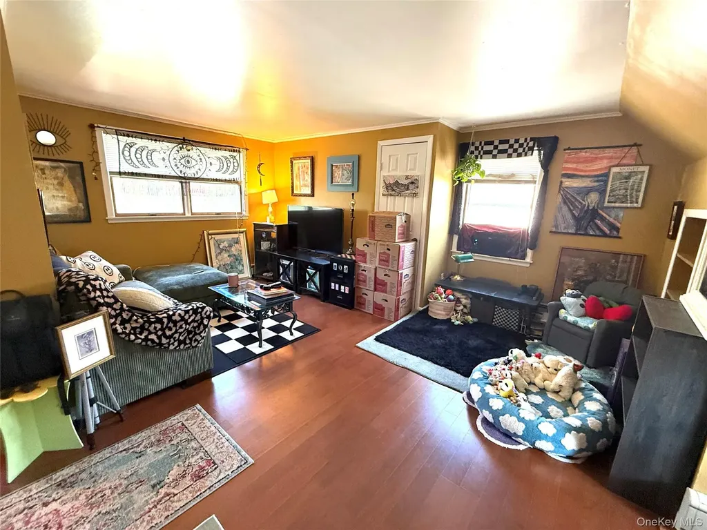 195 Clunie Avenue Yonkers NY 10703