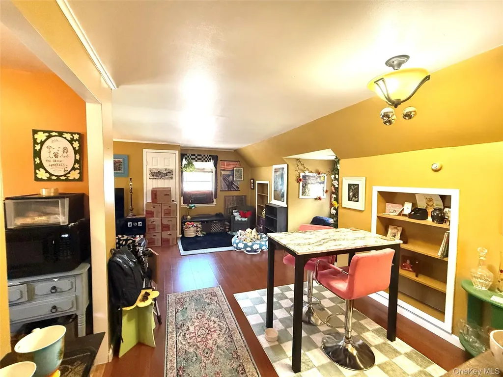 195 Clunie Avenue Yonkers NY 10703