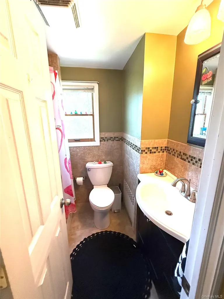 195 Clunie Avenue Yonkers NY 10703