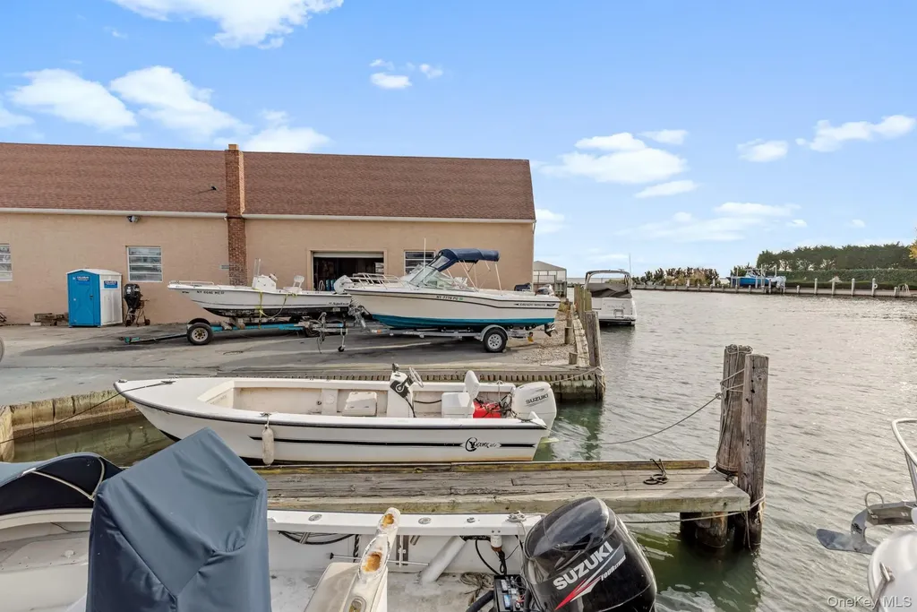 24 Cottage Avenue Bay Shore NY 11706