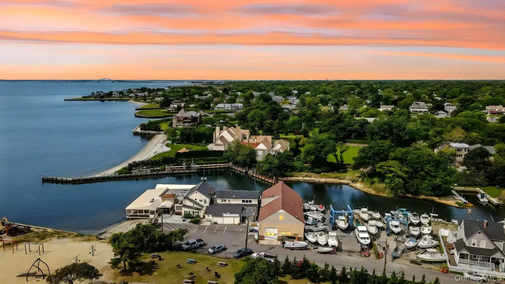 24 Cottage Avenue Bay Shore NY 11706