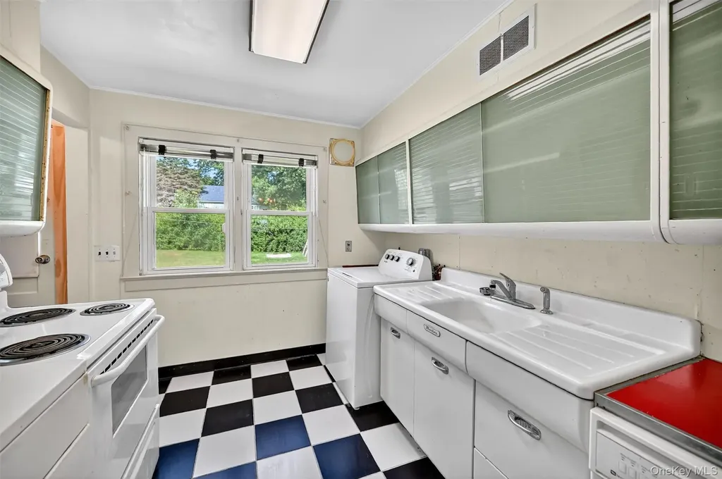 111 Apple Lane Drive Middletown NY 10940
