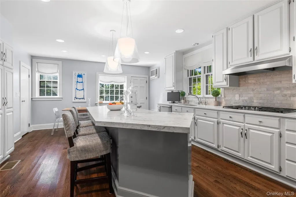 3 Walworth Avenue Scarsdale NY 10583