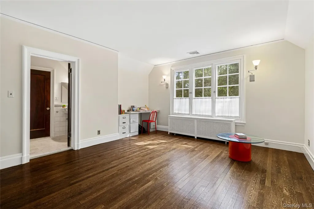 3 Walworth Avenue Scarsdale NY 10583