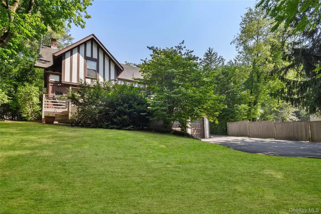 3 Walworth Avenue Scarsdale NY 10583