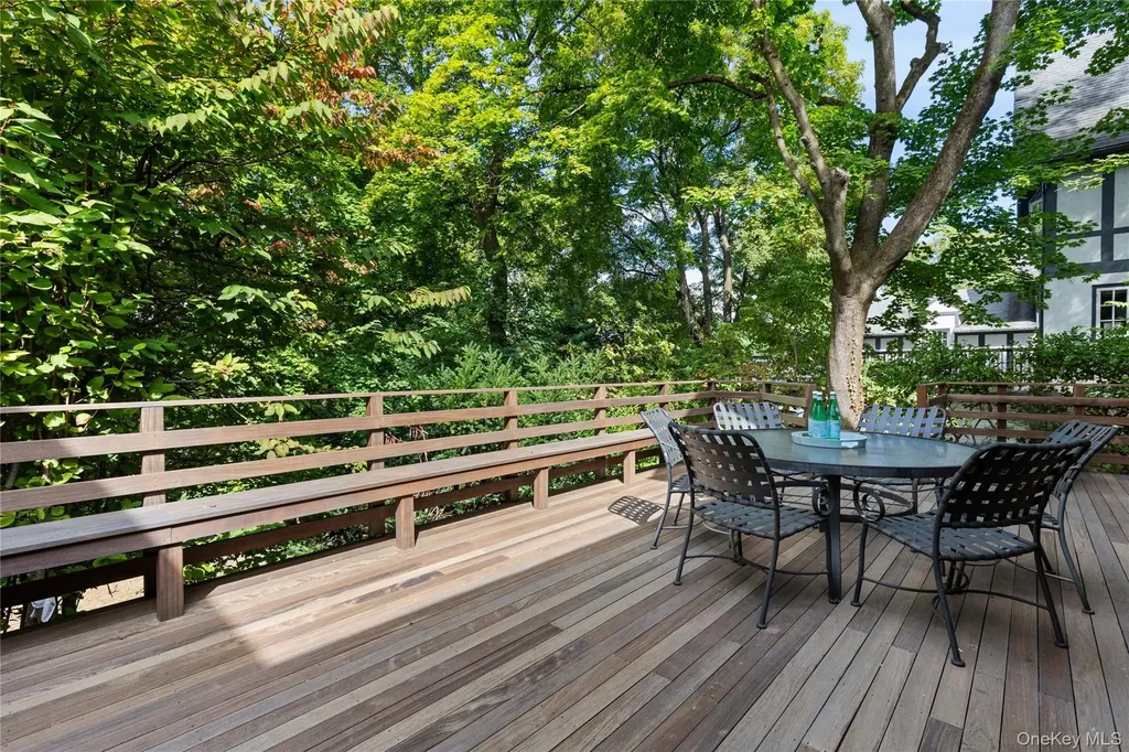 3 Walworth Avenue Scarsdale NY 10583