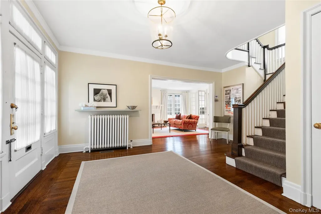 3 Walworth Avenue Scarsdale NY 10583