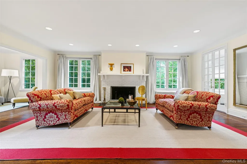 3 Walworth Avenue Scarsdale NY 10583