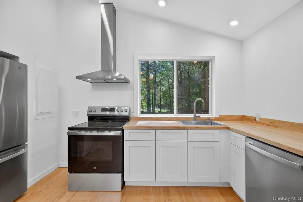 42 Markle Road Kerhonkson NY 12446