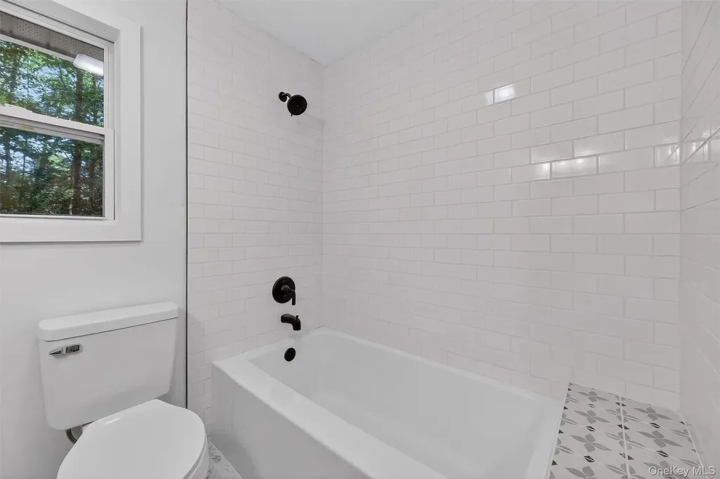 42 Markle Road Kerhonkson NY 12446
