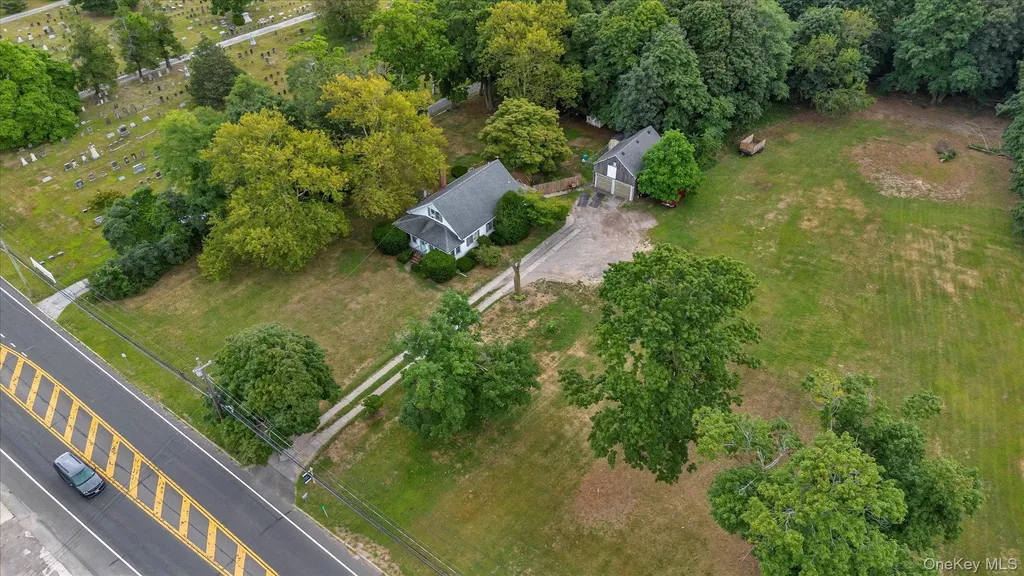 653 Main Road Aquebogue NY 11931
