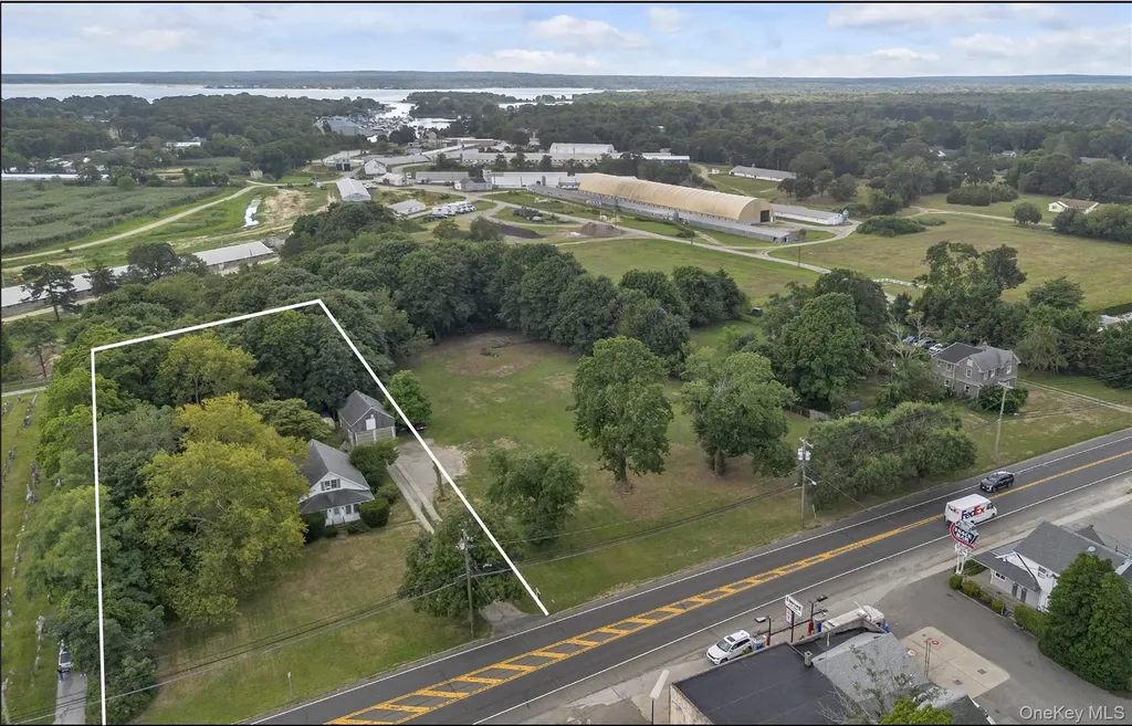 653 Main Road Aquebogue NY 11931