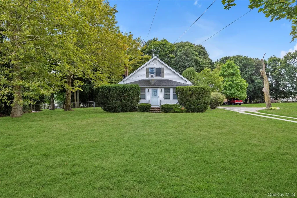 653 Main Road Aquebogue NY 11931