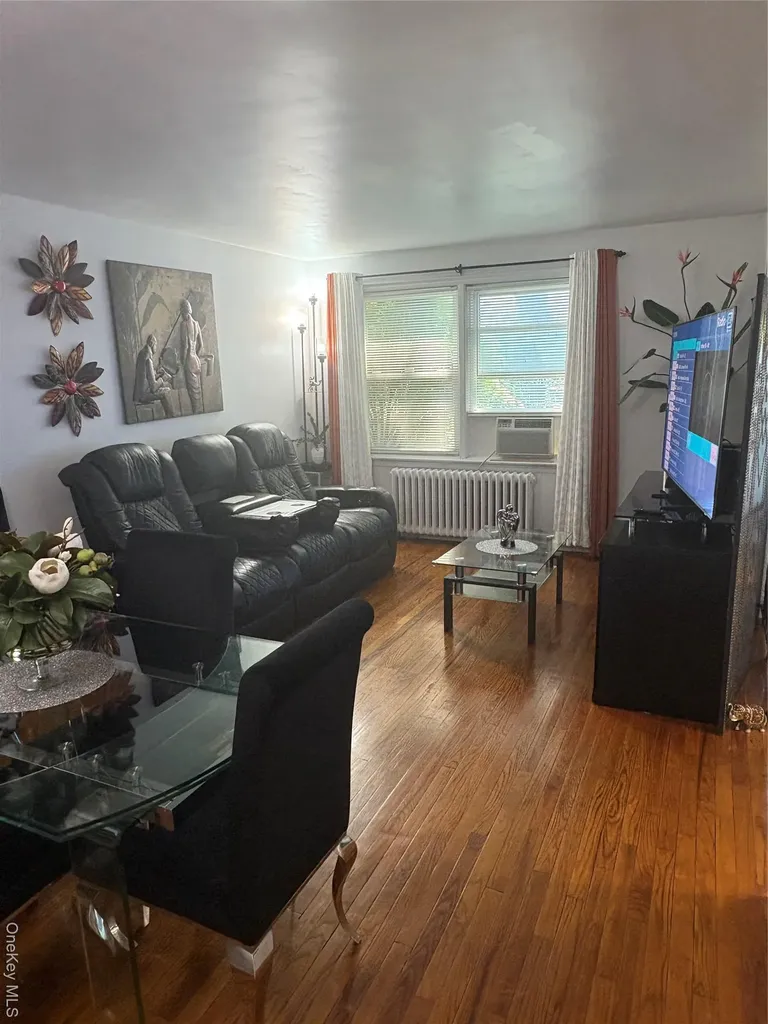 68 Hilltop Acres Yonkers NY 10704