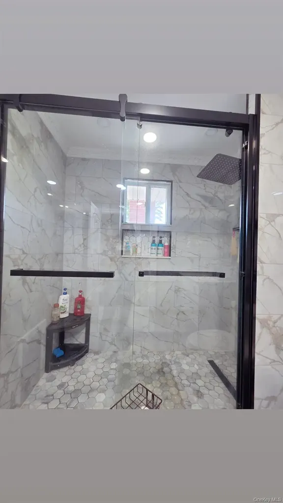 127 Hempstead Avenue Lynbrook NY 11563